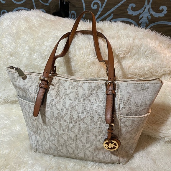 Michael Kors Handbags - Michael Kors Tote Handbag